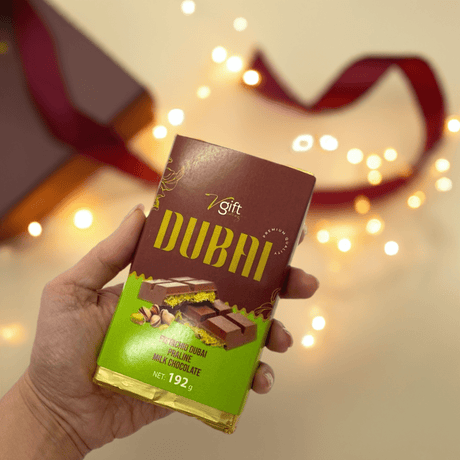 V - Gift Pistachio Praline Dubai Chocolate Bar – Crispy & Nutty Delight 192g - TryAladdin